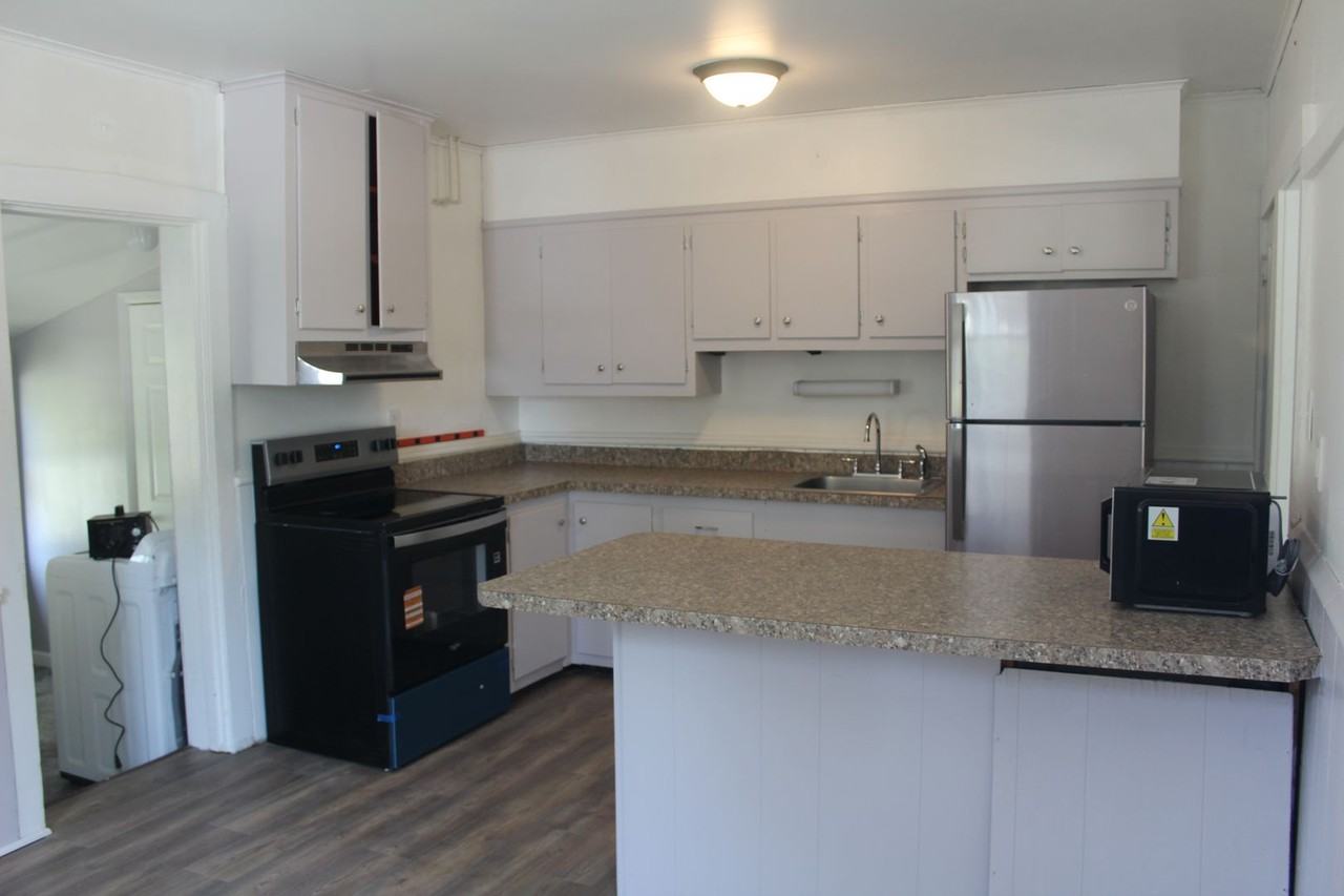209 W Frederick St - Photo 6 of 50