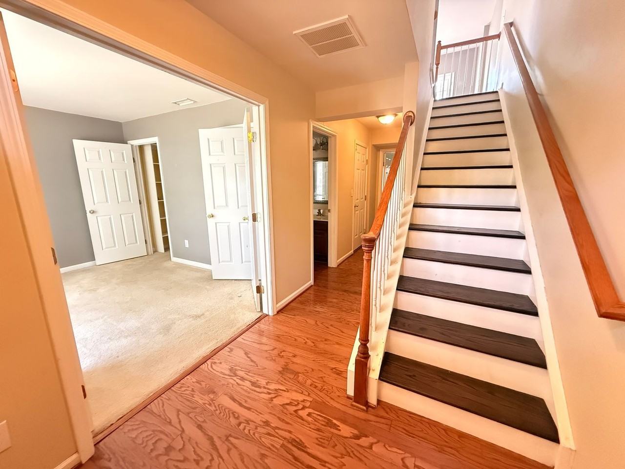 15641 Castle Watch Ave - Photo 3 of 17