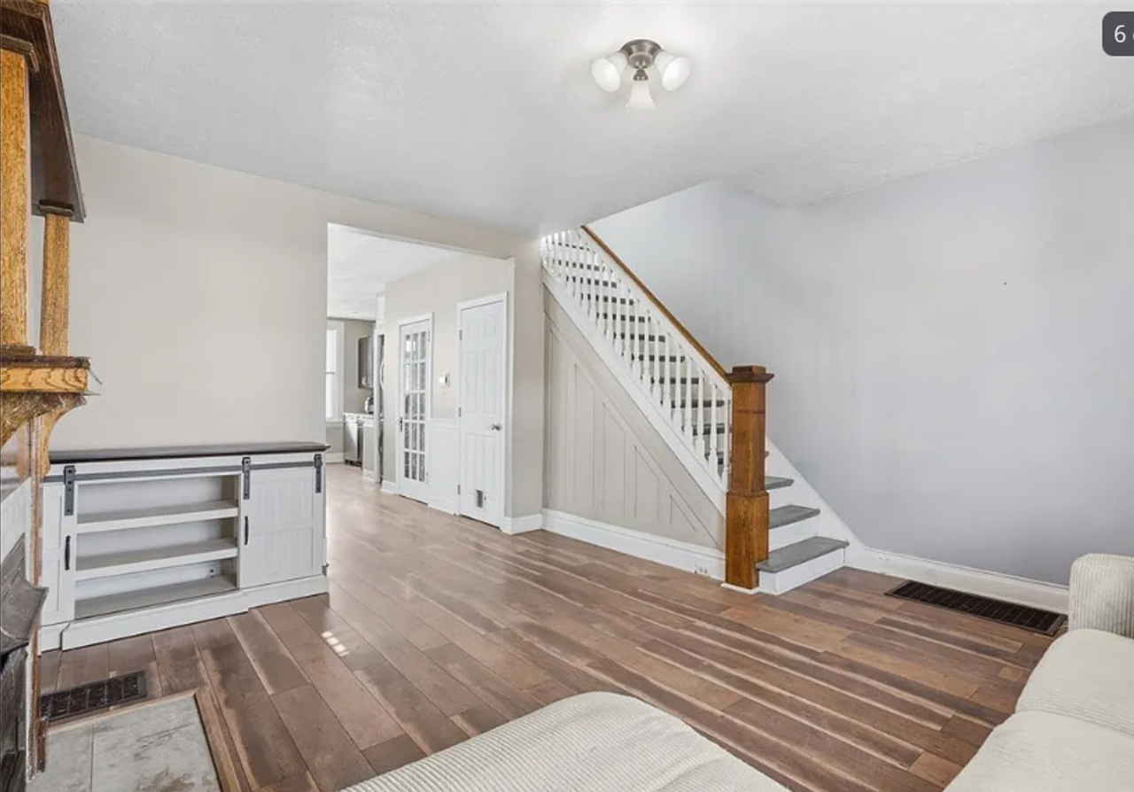 233 Edith St - Photo 3 of 17