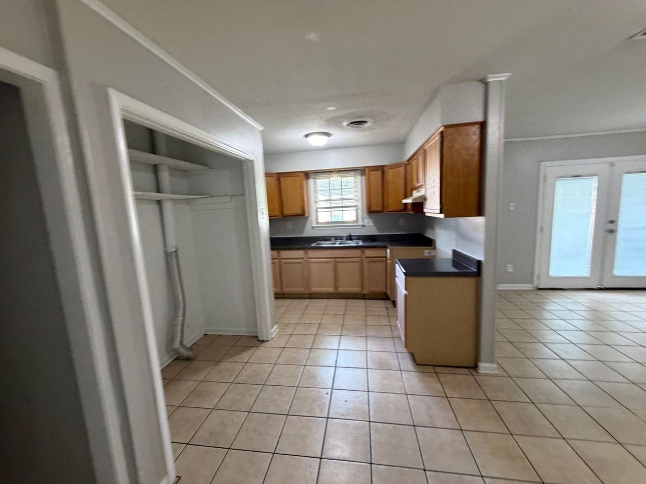 2780 Birchfield Cv - Photo 7 of 50