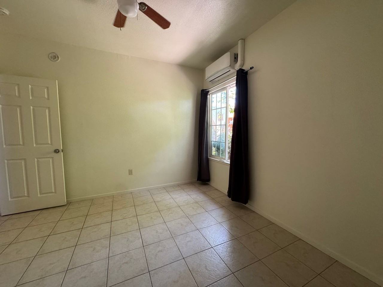 1382 Estates Dr - Photo 6 of 9