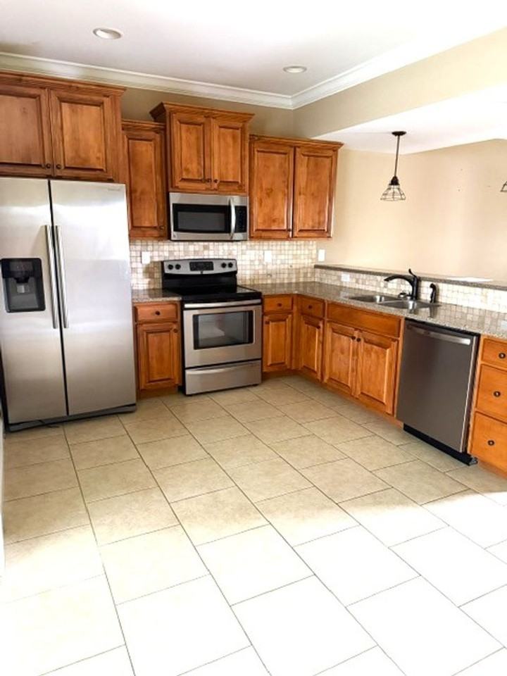 254 Ramsey St Ne - Photo 4 of 14