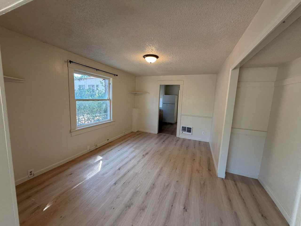 1018 Washington St #2 - Photo 2 of 7