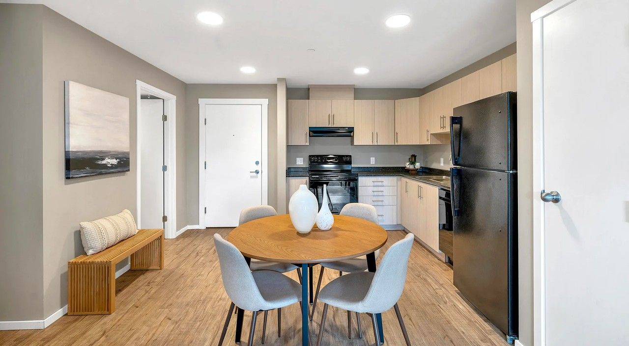 Cedar Ridge Apartments - Photo 5 of 17