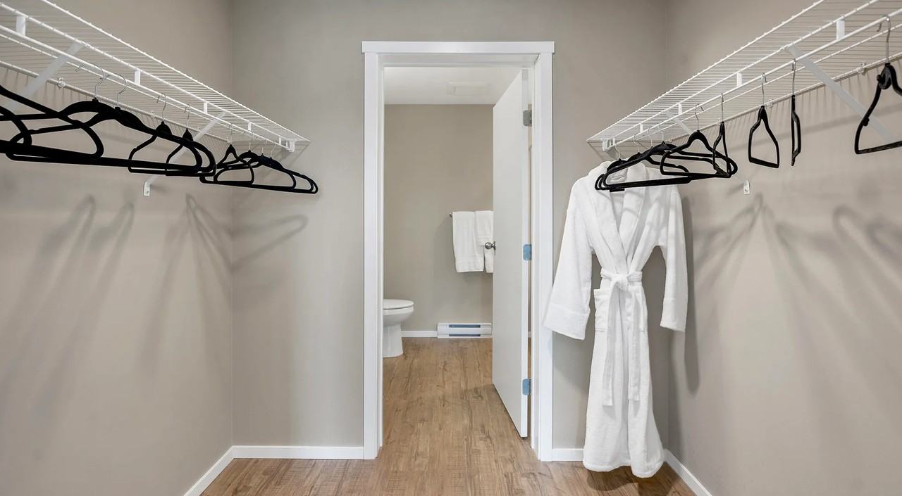 Cedar Ridge Apartments - Photo 7 of 17