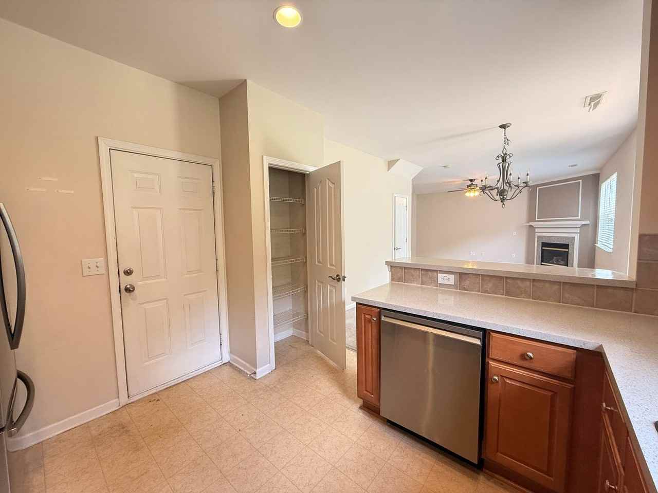 17418 Westmill Ln - Photo 6 of 17