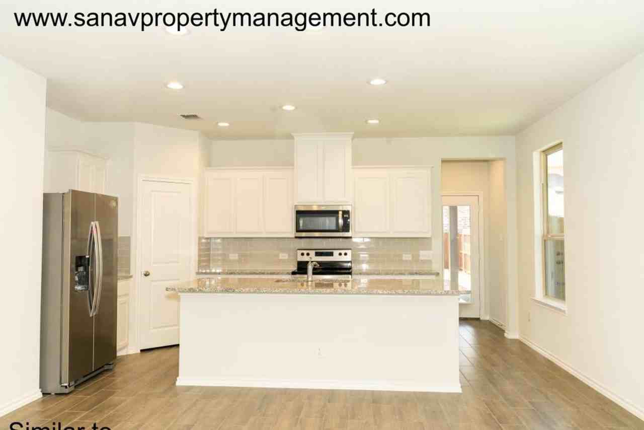 1004 King St - Photo 7 of 26