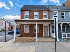 featured image of 230 N Shippen St