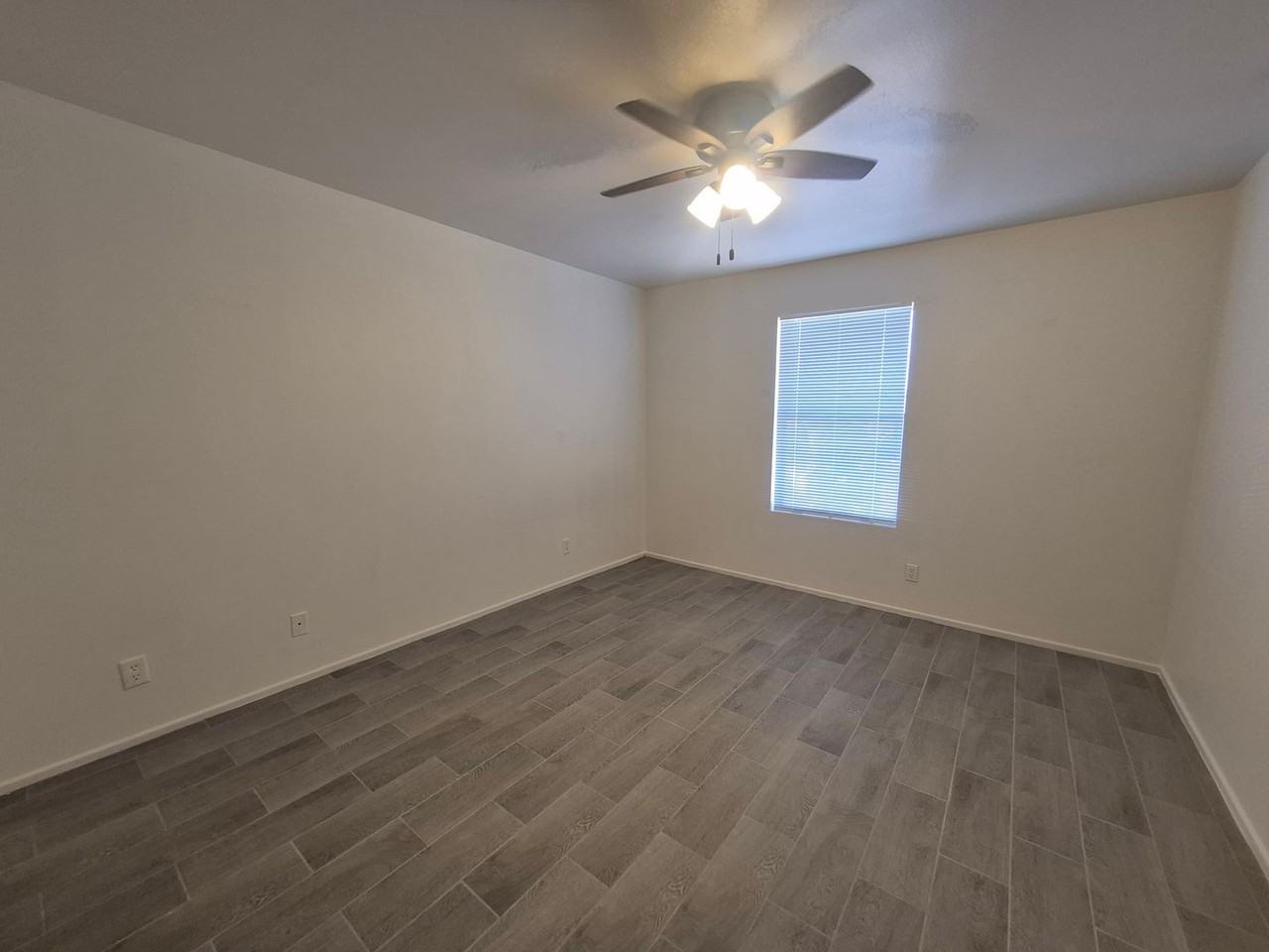 Las Palmas Apartments - Photo 5 of 22