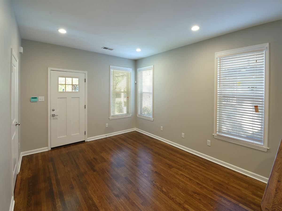 1556 Tutwiler Ave - Photo 3 of 9