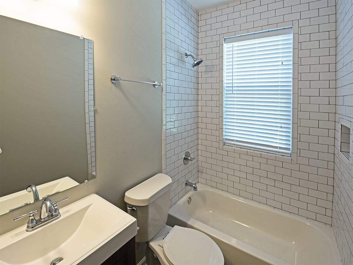 1556 Tutwiler Ave - Photo 6 of 9