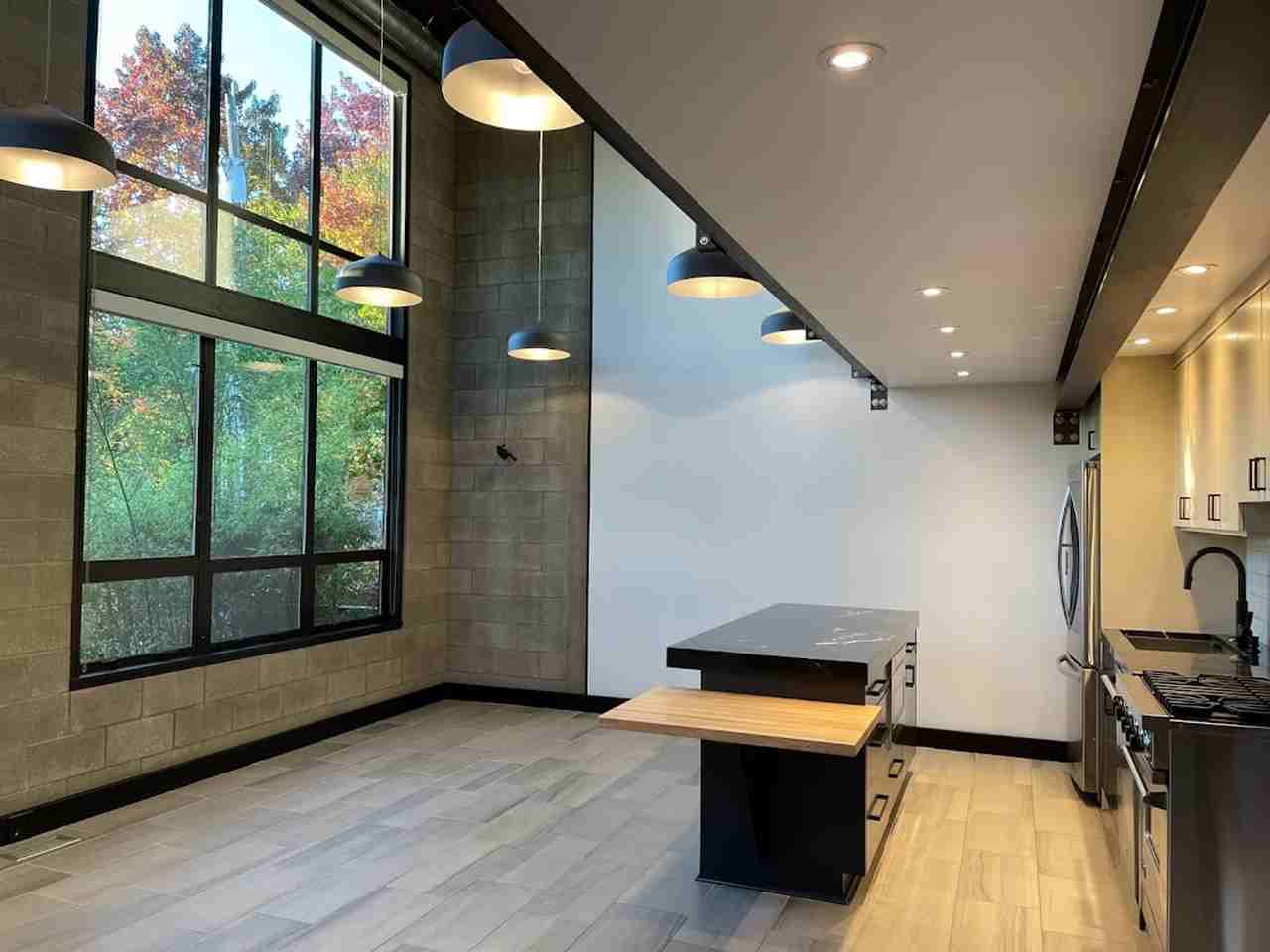 3810 Evanston Ave N - Photo 3 of 26