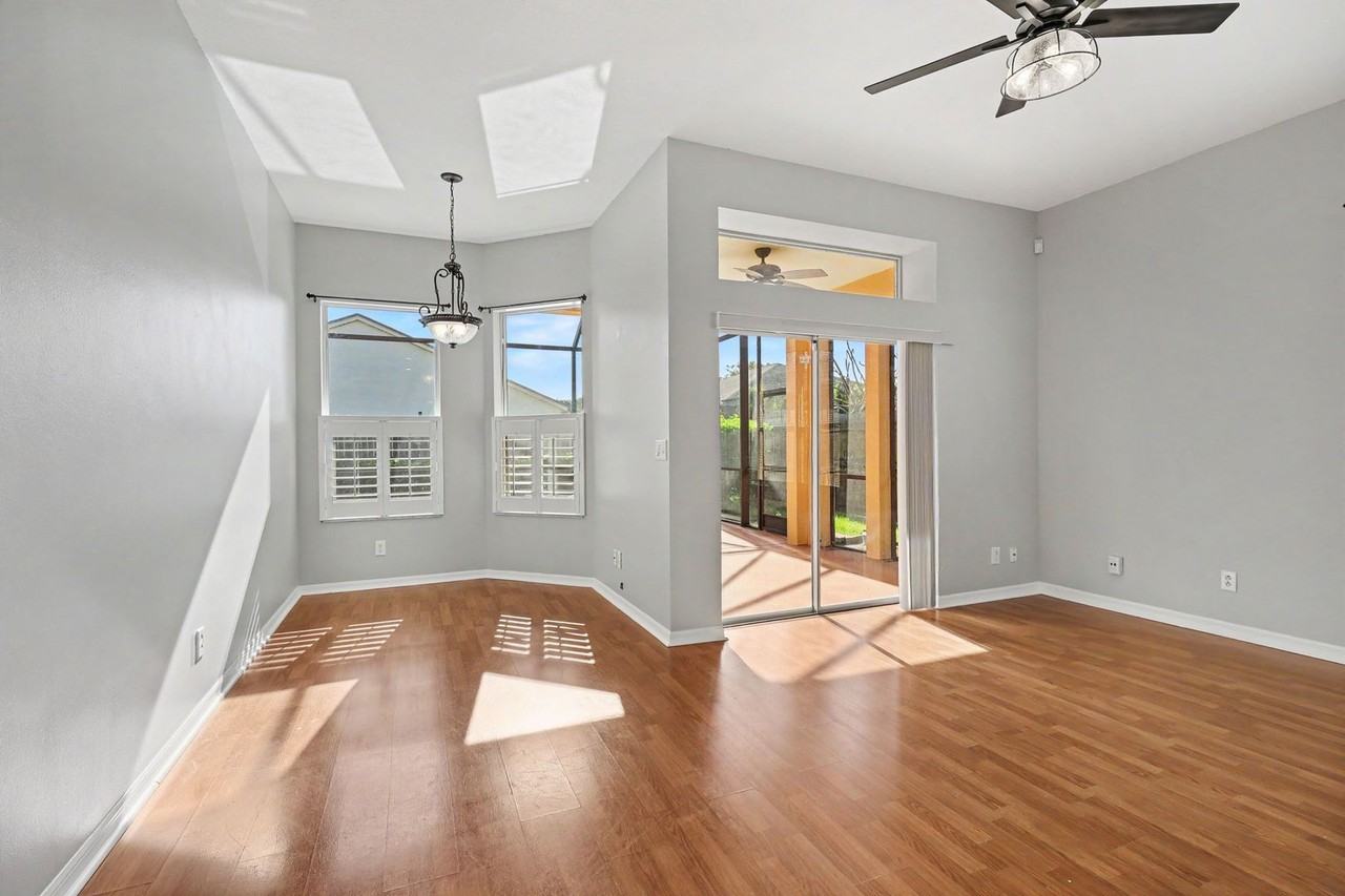 8056 Bracken Ln - Photo 6 of 24