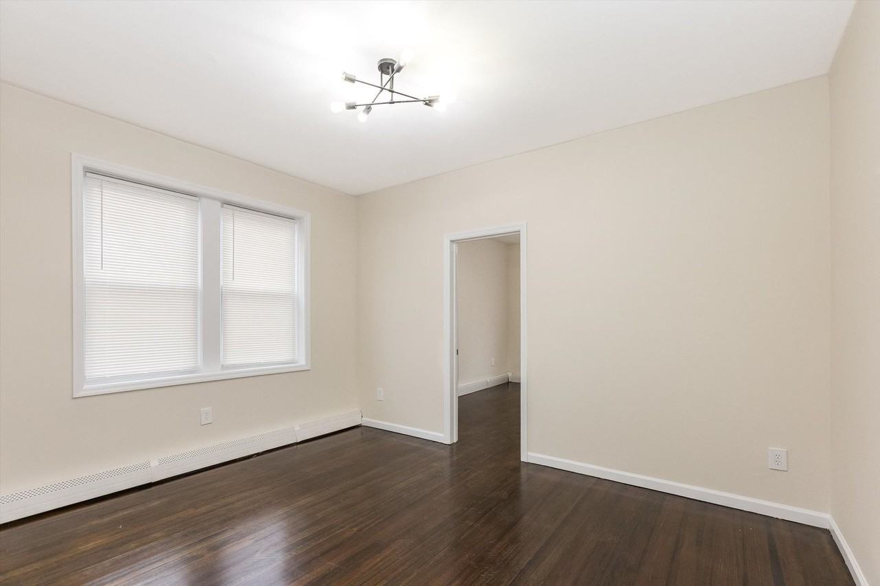 45 Watson Ave #1R - Photo 7 of 18