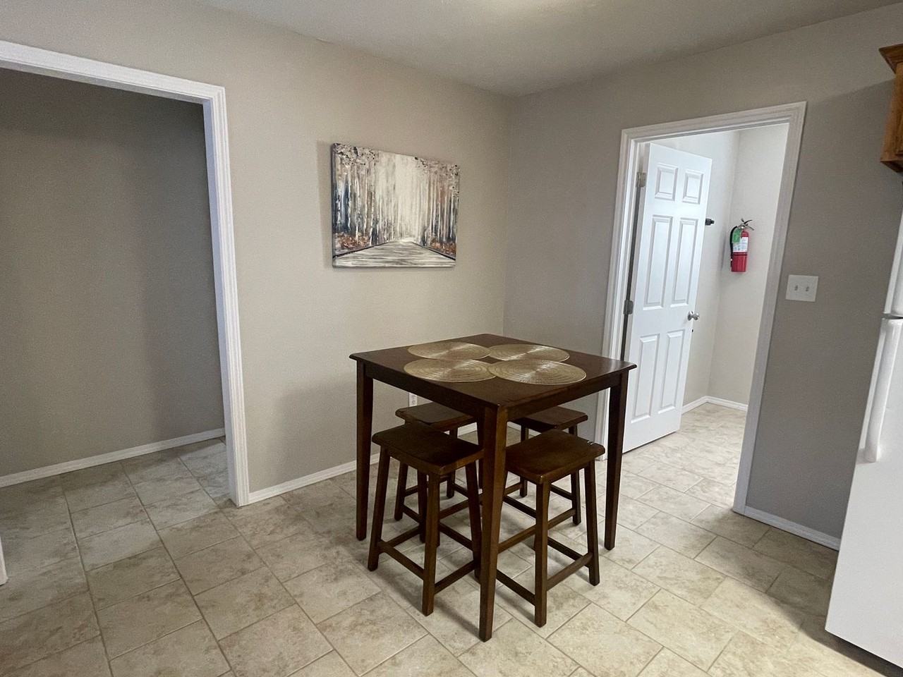 Davis Duplexes - Photo 6 of 19
