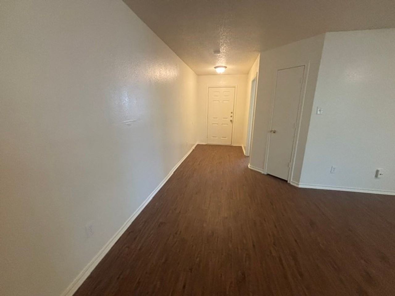 1008 Stone Chapel Way - Photo 4 of 24