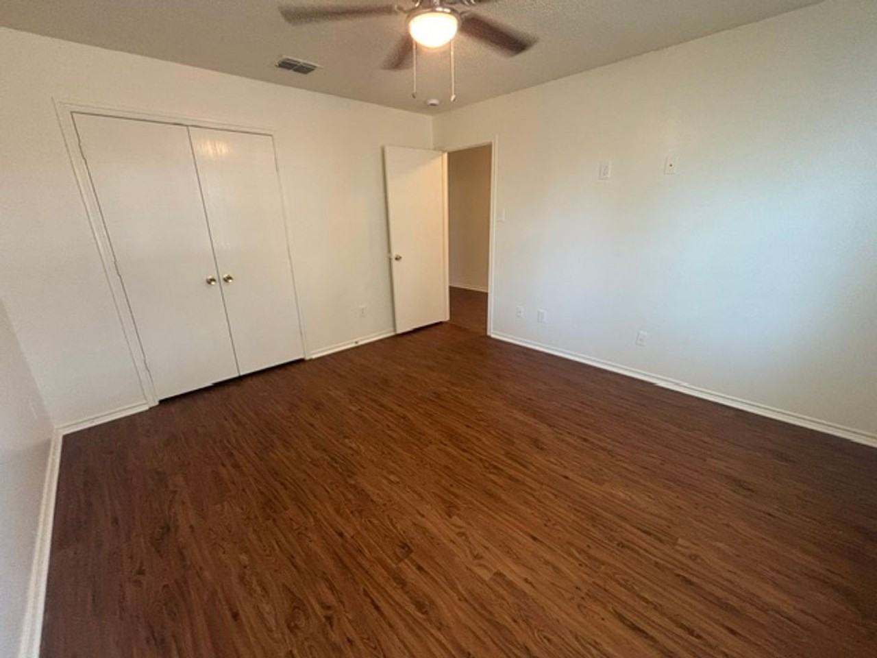 1008 Stone Chapel Way - Photo 6 of 24