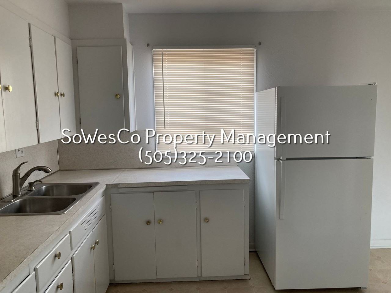 902 E 26th St - Photo 4 of 15