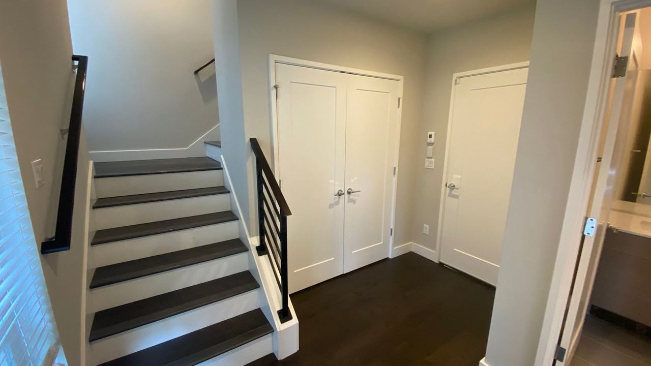 16378 Ne 12th Pl - Photo 3 of 24