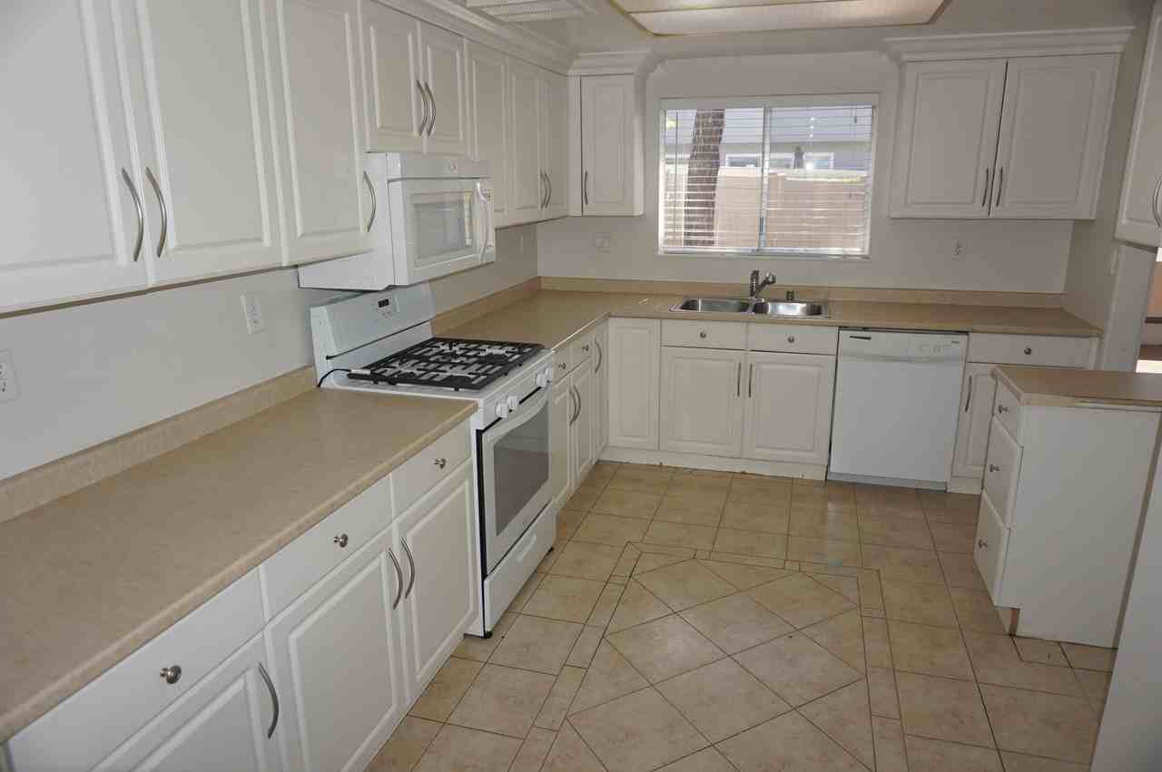 6666 Palma Cir - Photo 4 of 11
