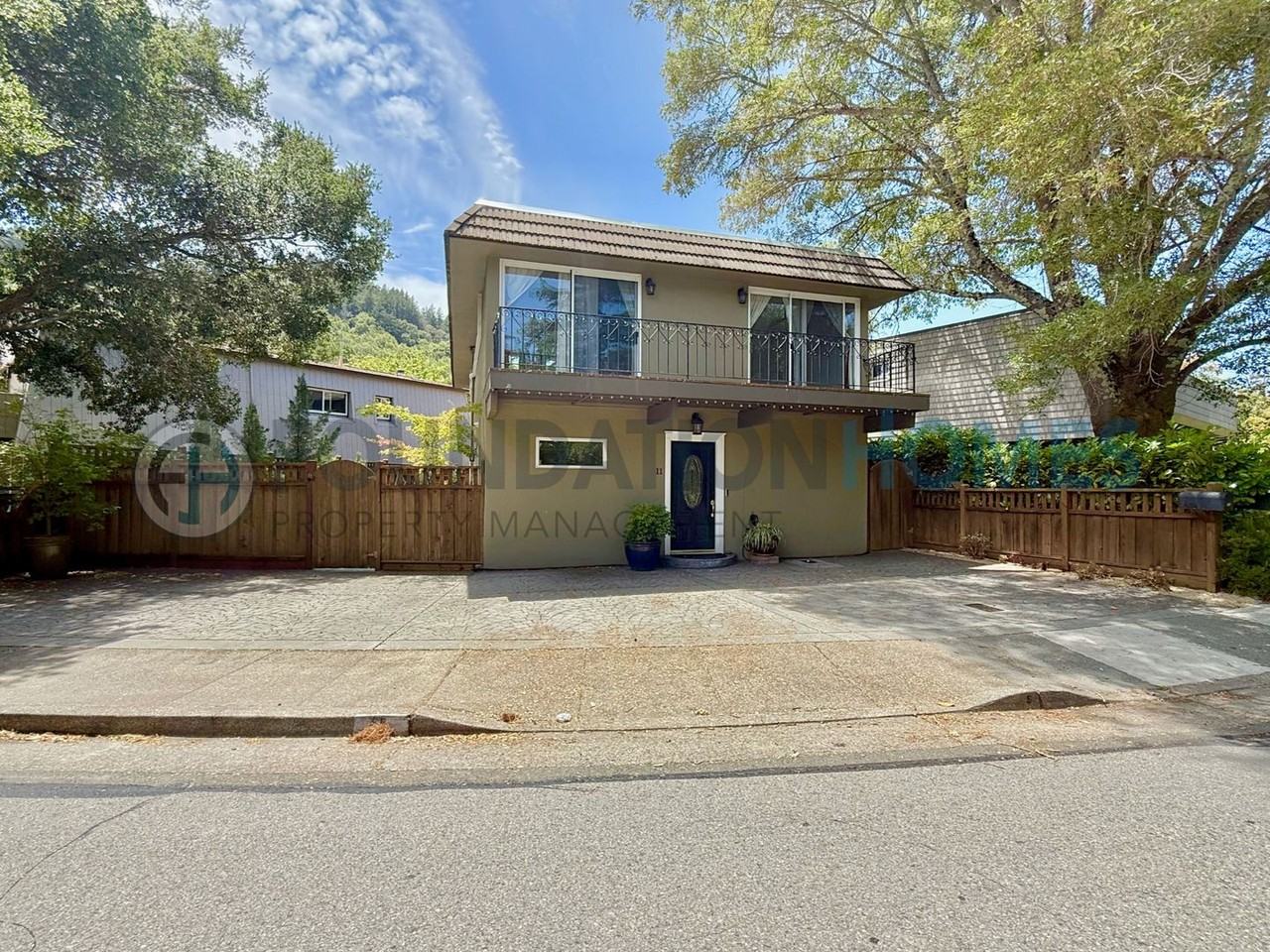 11 Glen Dr - Photo 2 of 41