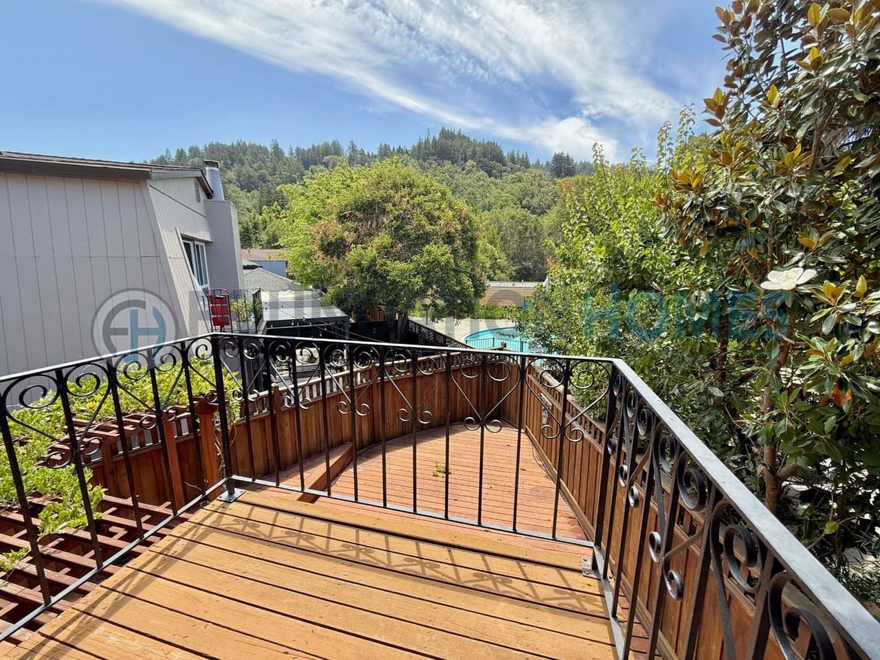 11 Glen Dr - Photo 3 of 41