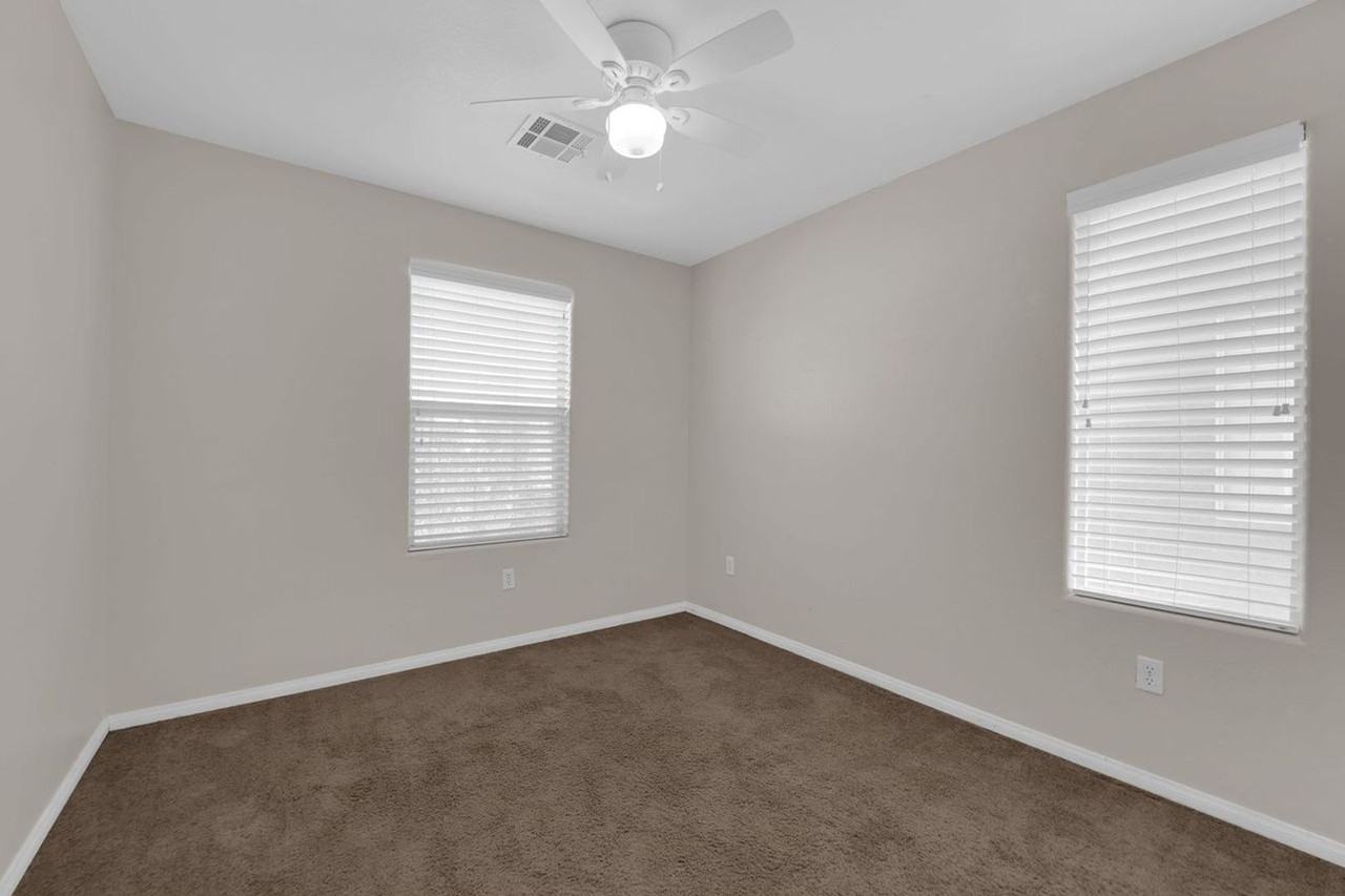 7861 Juniper Forest St - Photo 3 of 21