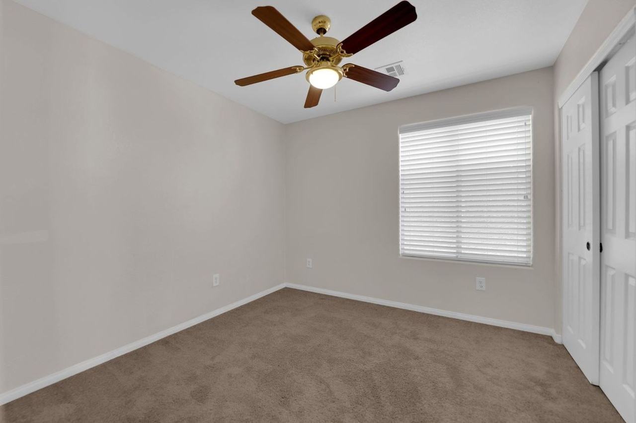 7861 Juniper Forest St - Photo 5 of 21