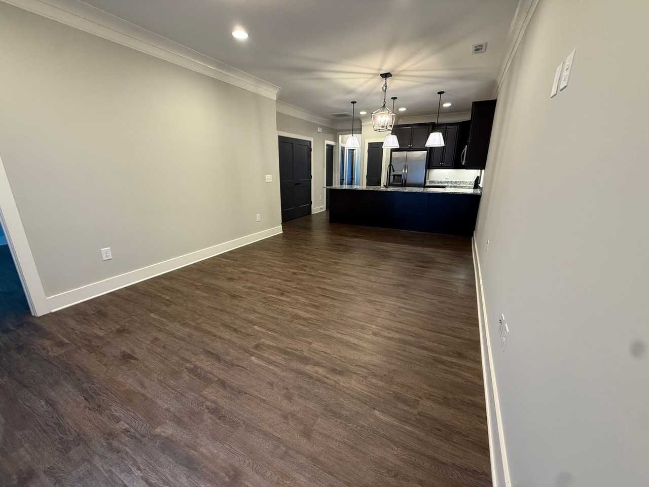 192 Mill St - Photo 6 of 9