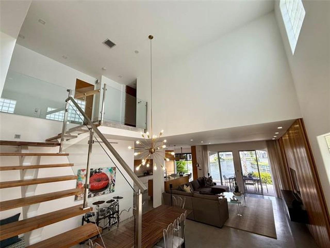 20824 Ne 30th Pl - Photo 7 of 25