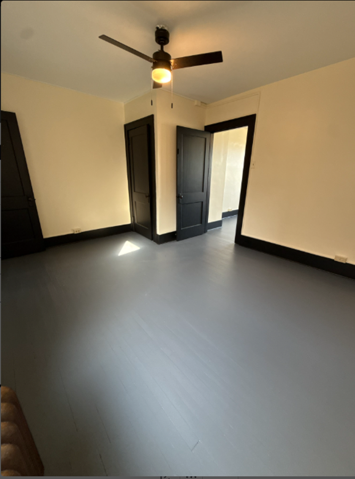 3225 W Liberty Ave - Photo 2 of 12