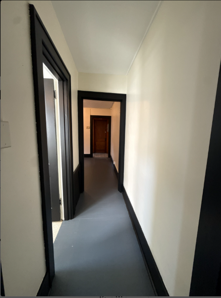3225 W Liberty Ave - Photo 4 of 12