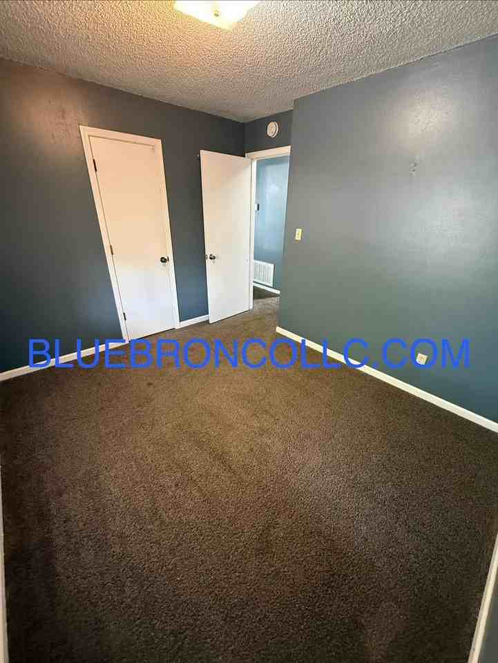 205 Sky Vue Dr - Photo 6 of 8