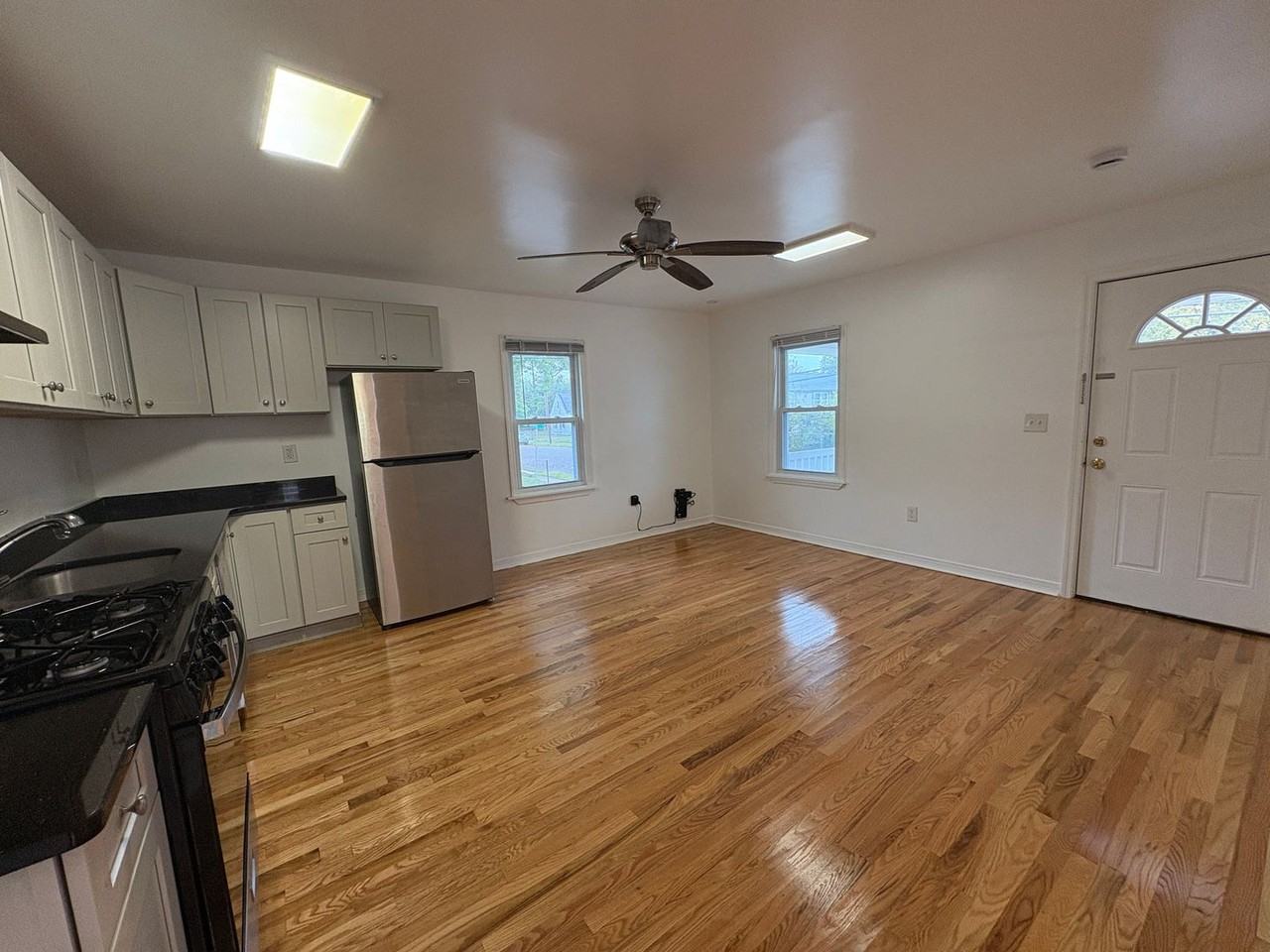 425 Drummond Ave. - Photo 6 of 44