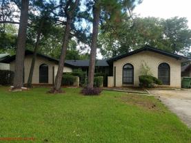 4018 Strathmore Dr - Photo 1 of 1