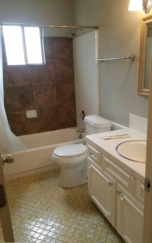4018 Strathmore Dr - Photo 7 of 15