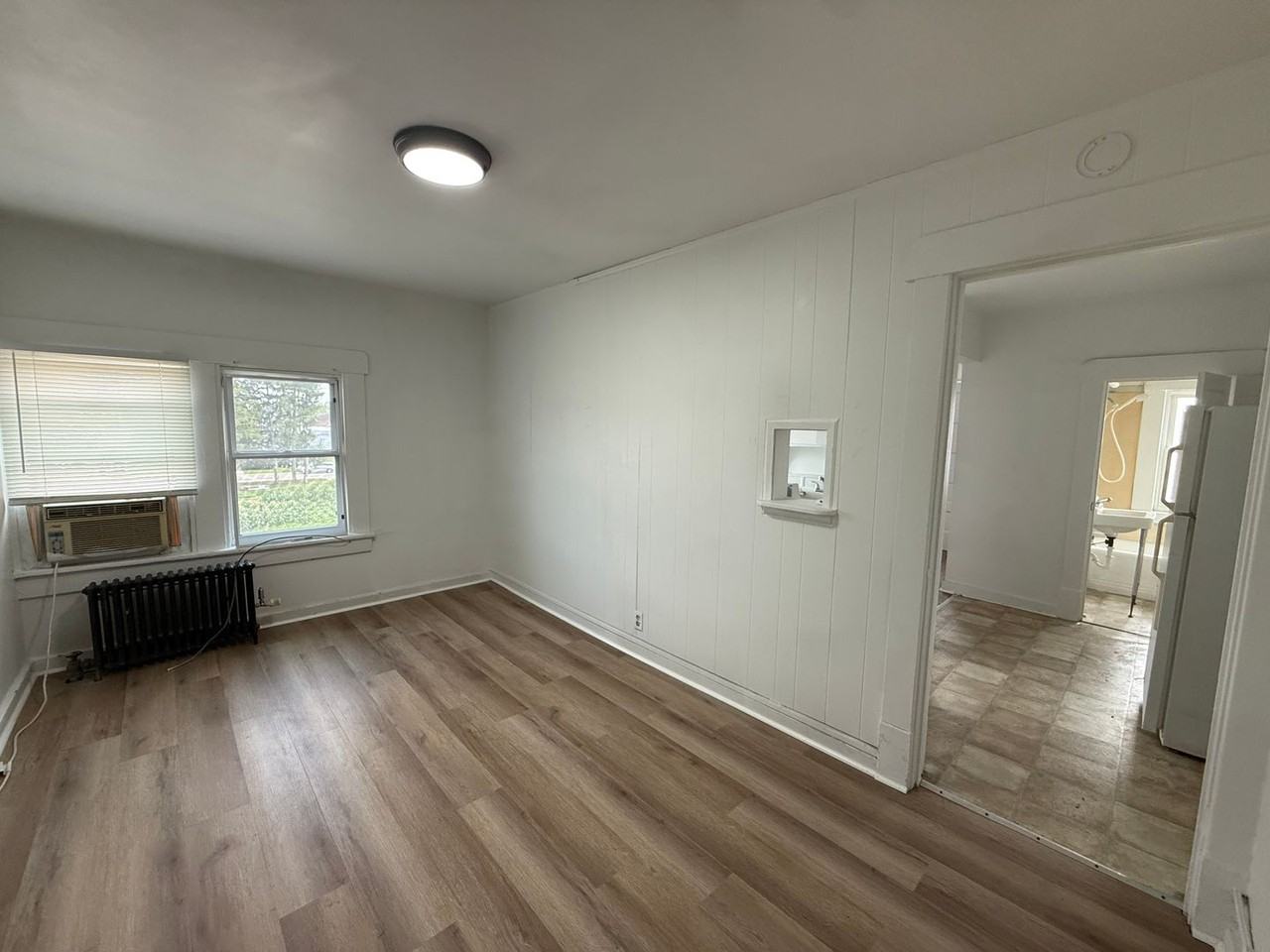100 S College Ave - Photo 4 of 8