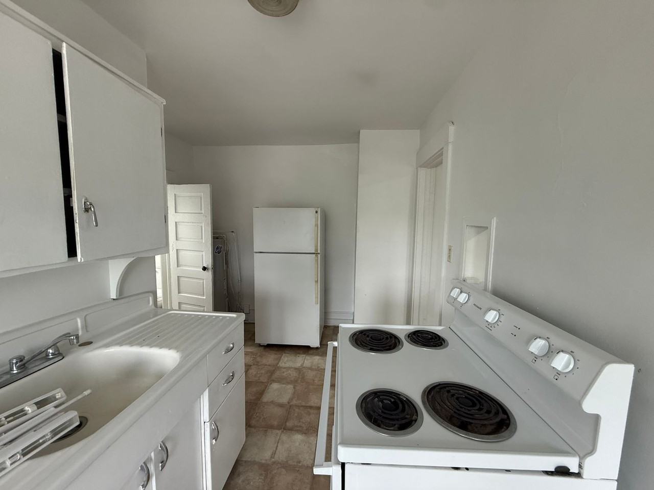 100 S College Ave - Photo 7 of 8