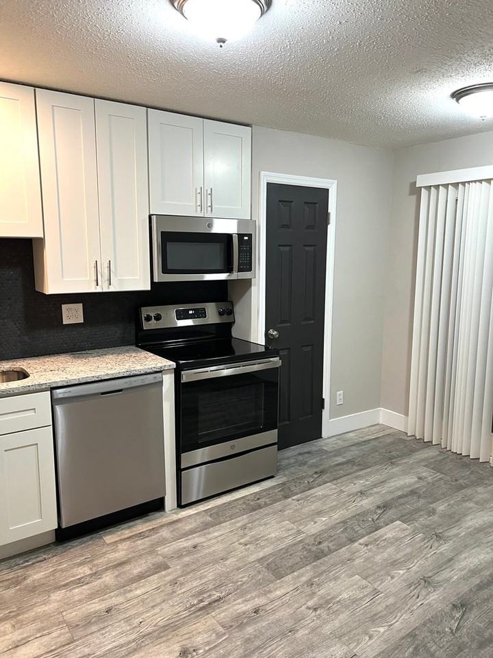 Squire Meadows - Photo 5 of 14