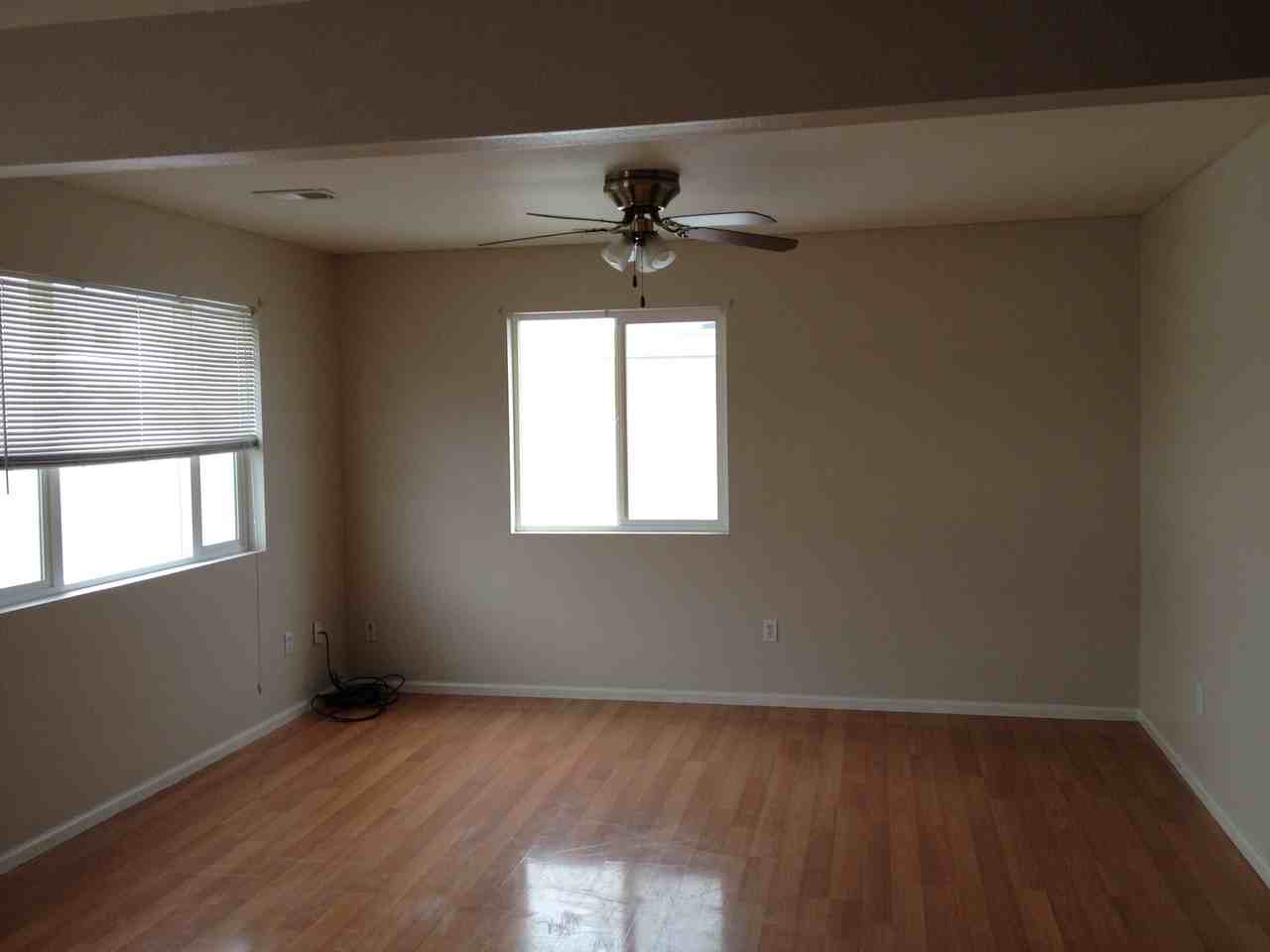 303 Maddies Way - Photo 5 of 7