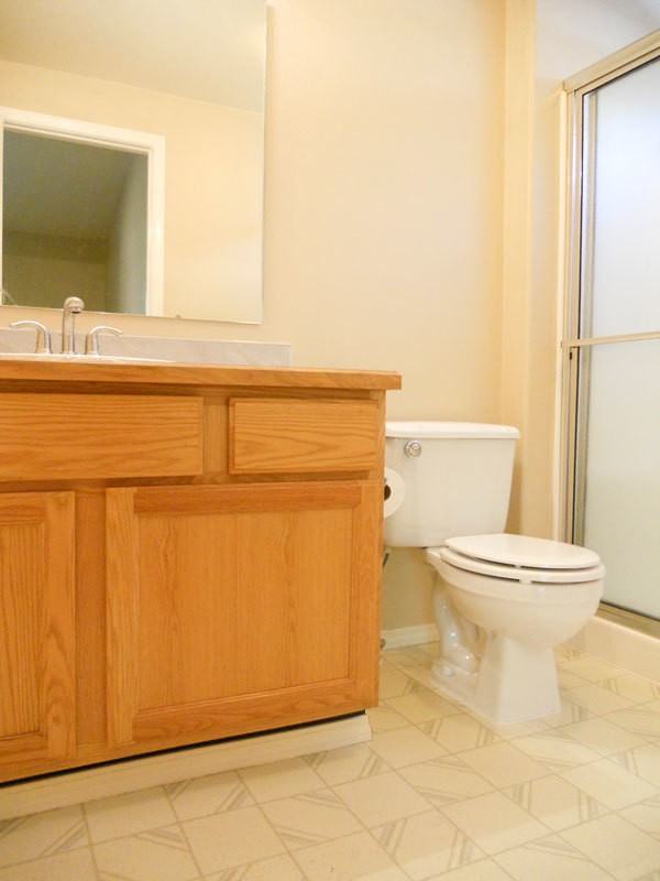 2324 N Pilgrim Pl - Photo 7 of 8