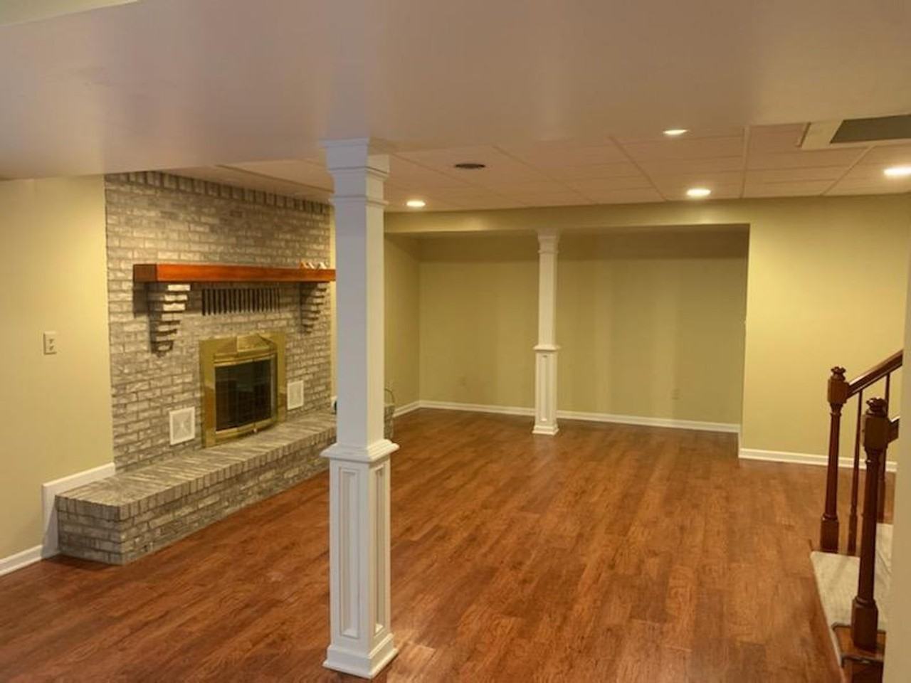 889 Ghent Rd - Photo 6 of 12