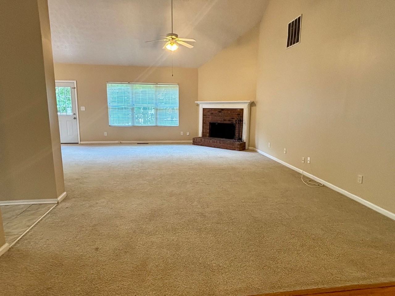 540 Chandon Way - Photo 2 of 40