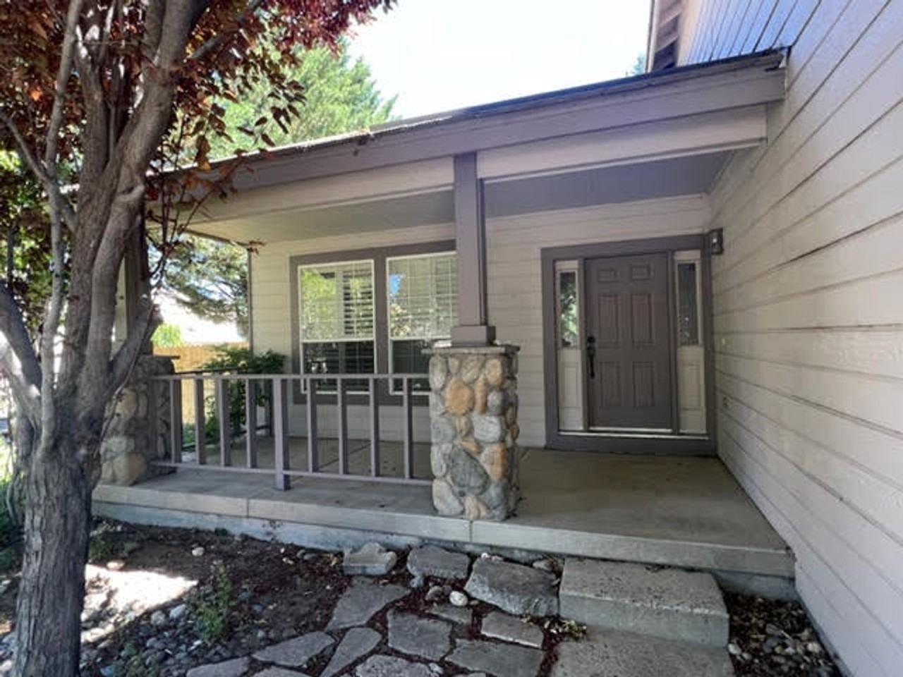 4185 Falling Water Dr - Photo 3 of 21
