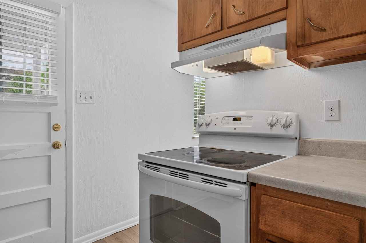 6810 W Mexico Dr - Photo 7 of 24