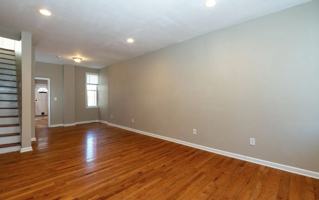 featured image of 925 N Pine St