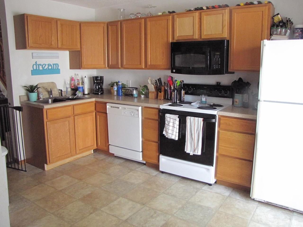 15753 Flackwood Ave - Photo 5 of 9