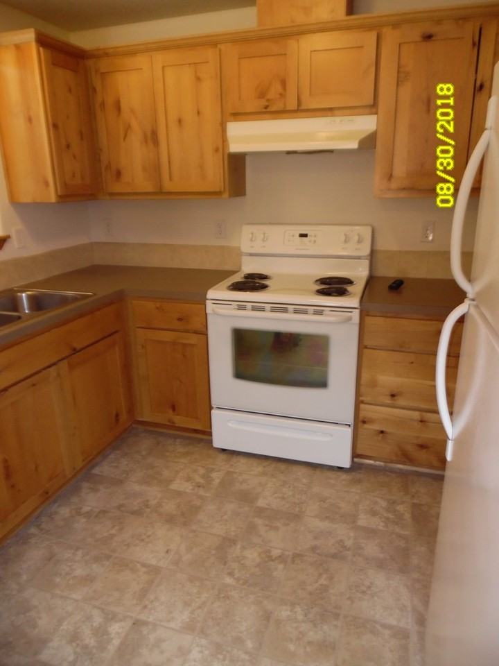 2356 E 3rd St - Photo 7 of 12
