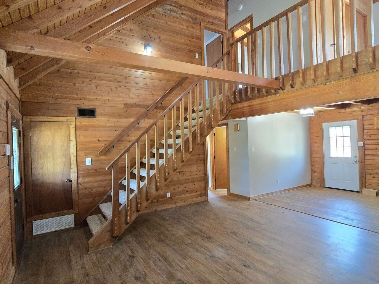3505 Farmer Rd - Photo 4 of 41
