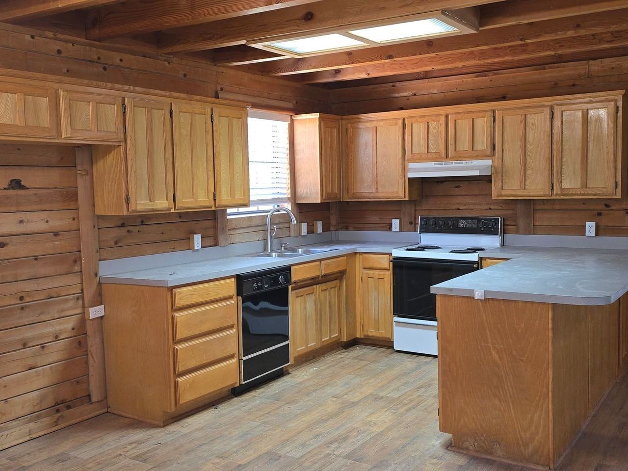 3505 Farmer Rd - Photo 7 of 41